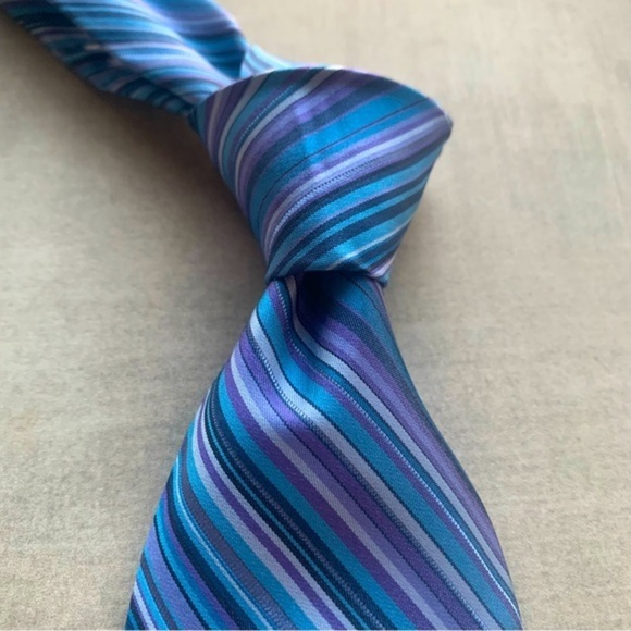 ISAIA “Seven Fold” Blue & Lavendar Striped Silk Tie - Picture 3 of 6
